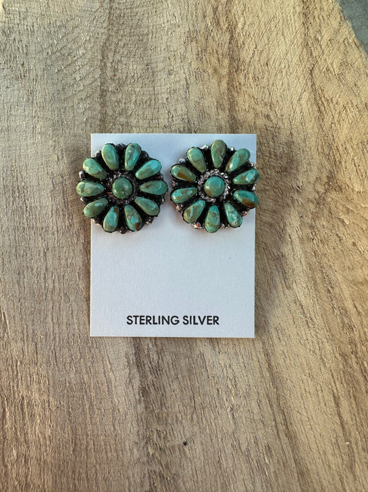 Green blossom studs